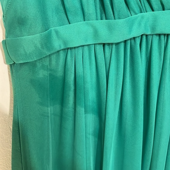 David’s Bridal NWT yoga style formal prom dress size 2 - Picture 14 of 14